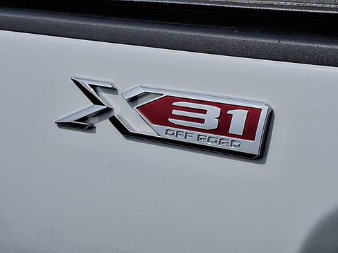 Used 2024 GMC Sierra 3500 Pro AWD/4WD image 25