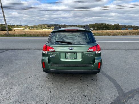 Used 2012 Subaru Outback 2.5i image 9