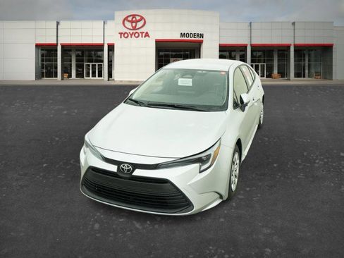 New 2026 Toyota Corolla LE FWD image 19