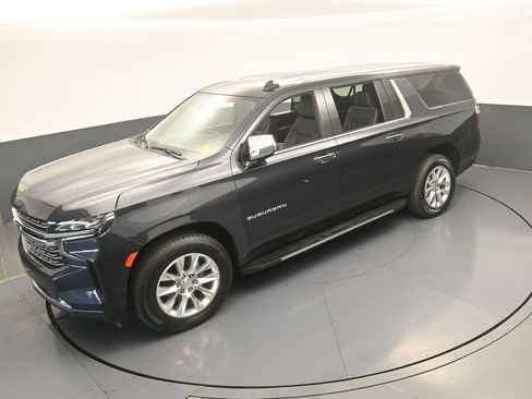 Used 2023 Chevrolet Suburban Premier AWD/4WD image 50