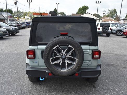 Used 2024 Jeep Wrangler Unlimited w/ LED Headlamp & Fog Lamp Group image 6