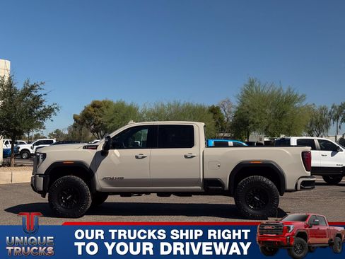 Used 2026 GMC Sierra 2500 AT4 AWD/4WD image 8