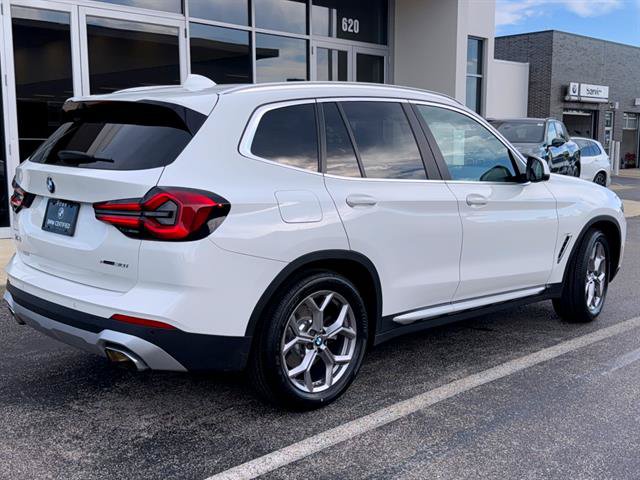 Used 2023 BMW X3 xDrive30i w/ Premium Package AWD/4WD image 3