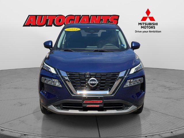 Used 2023 Nissan Rogue SV AWD/4WD image 6