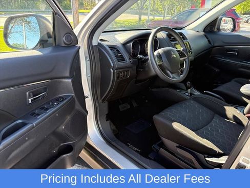 Used 2024 Mitsubishi Outlander Sport ES AWD/4WD image 13