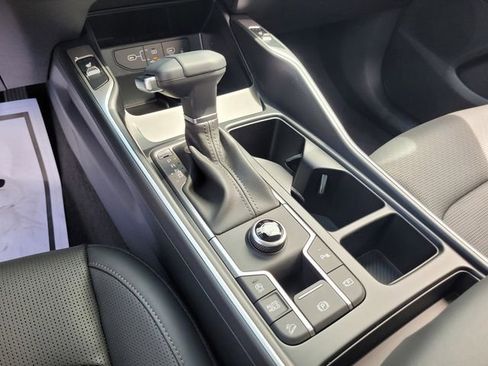 New 2026 Kia Sorento S FWD image 10