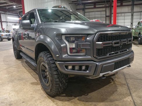 Used 2018 Ford F150 Raptor w/ Equipment Group 802A Luxury AWD/4WD image 12