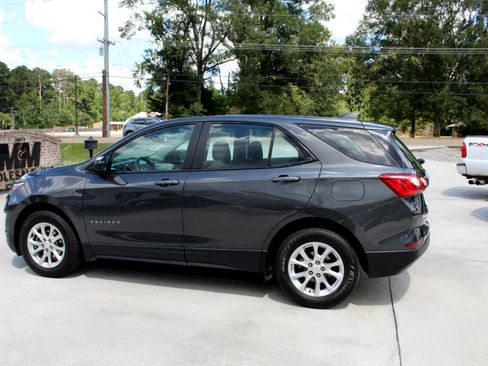 Used 2020 Chevrolet Equinox LS w/ LPO, Floor Liner Package image 3