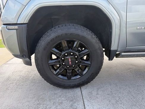 Used 2024 GMC Sierra 2500 Denali Ultimate w/ Max Trailering Package AWD/4WD image 4
