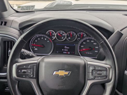 Certified 2023 Chevrolet Silverado 2500 LT w/ Convenience Package image 23