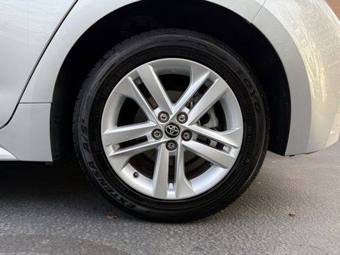 Used 2021 Toyota Corolla SE w/ Carpet Mat Package (TMS) image 33