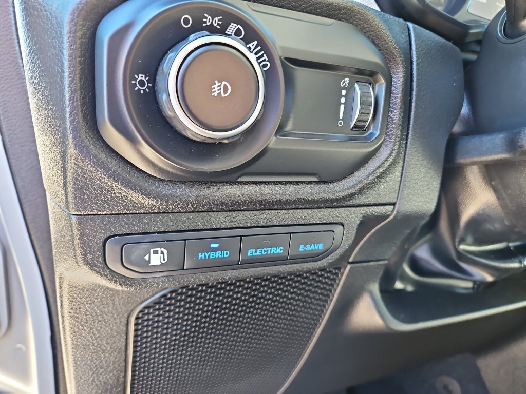 Used 2024 Jeep Wrangler Unlimited AWD/4WD image 22