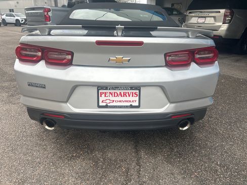 Used 2019 Chevrolet Camaro LT image 14