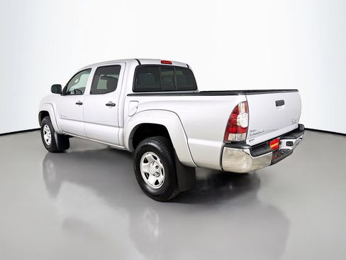 Used 2010 Toyota Tacoma PreRunner RWD image 6