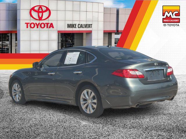 Used 2011 INFINITI M37 w/ Premium Pkg RWD image 3