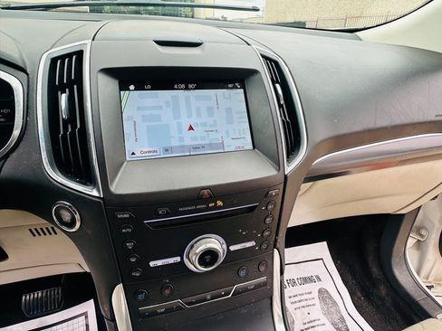 Used 2019 Ford Edge Titanium w/ Equipment Group 301A FWD image 14