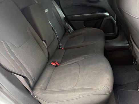 Used 2021 Jeep Compass Sport FWD image 17