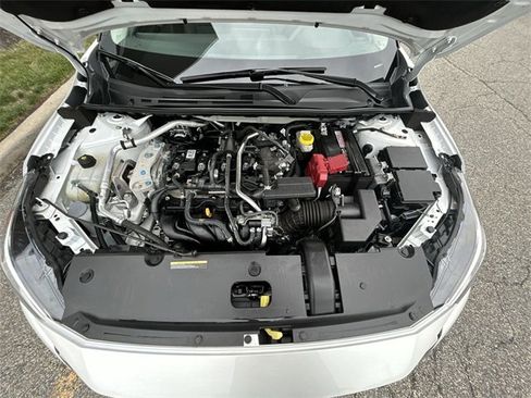 Certified 2024 Nissan Sentra SR w/ SR Premium Package image 14