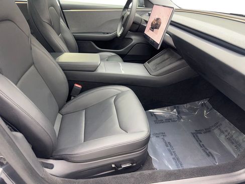 Used 2024 Tesla Model 3 Long Range image 43