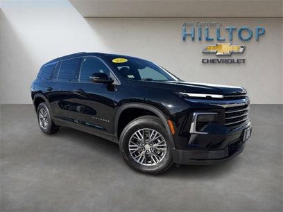 Certified 2025 Chevrolet Traverse LT