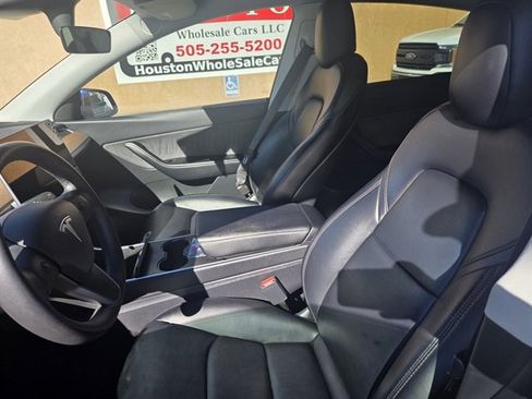 Used 2020 Tesla Model Y Long Range AWD/4WD image 8