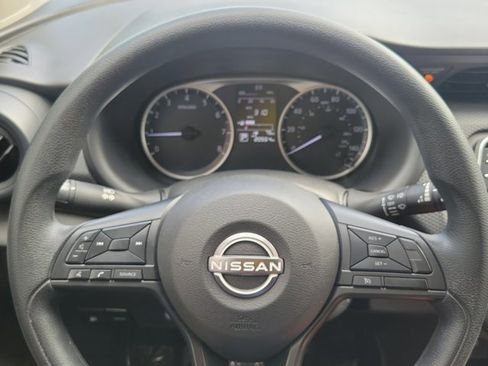 Used 2025 Nissan Kicks Play S FWD image 19