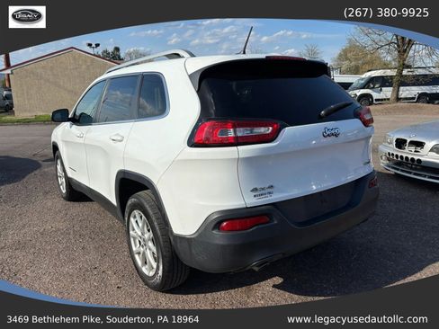 Used 2014 Jeep Cherokee Latitude w/ Cold Weather Group AWD/4WD image 6