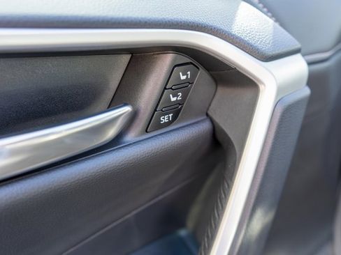 Used 2024 Toyota RAV4 Limited image 19