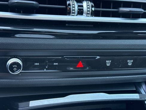 Certified 2023 BMW 330e w/ Convenience Package image 25