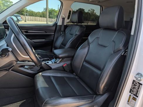 Used 2024 Kia Telluride S w/ S Sunroof Package FWD image 24