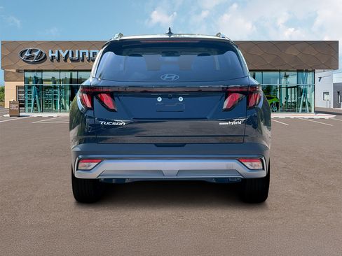 Certified 2025 Hyundai Tucson Blue AWD/4WD image 6