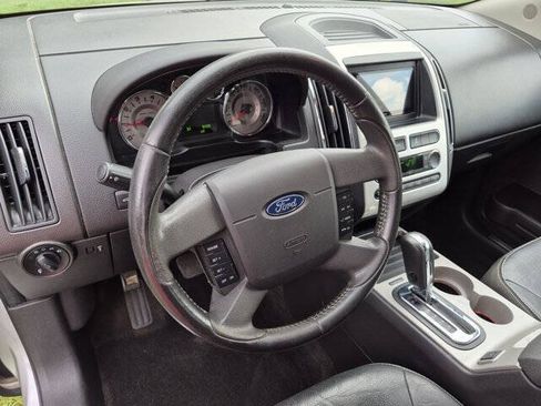 Used 2010 Ford Edge Limited FWD image 15