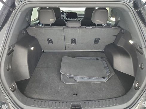 Used 2025 Chevrolet Equinox LT FWD image 32