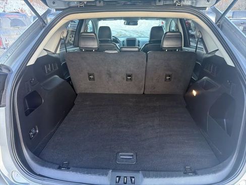 Used 2023 Ford Edge SEL AWD/4WD image 20