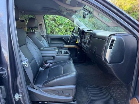 Used 2016 Chevrolet Silverado 2500 LTZ image 25