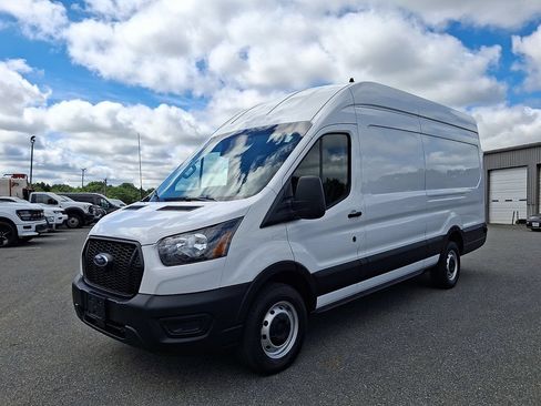 Used 2024 Ford Transit 250 148 High Roof Extended w/ Load Area Protection Package RWD image 3