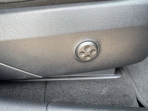 Certified 2025 Mercedes-Benz GLC 350e 4MATIC image 18