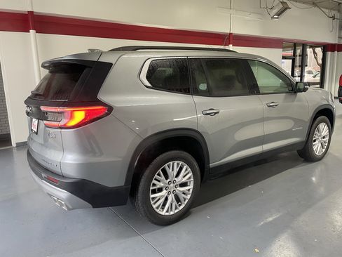 New 2026 GMC Acadia Elevation w/ Elevation Premium Package image 4
