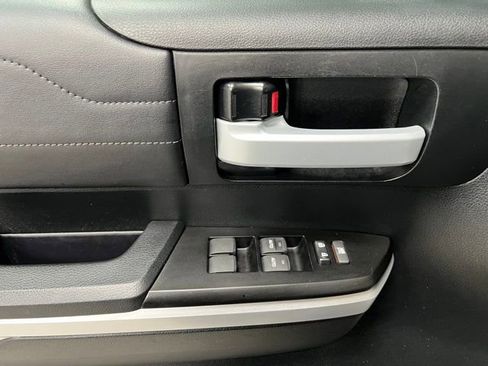 Used 2017 Toyota Tundra Limited w/ Limited Premium Package image 20
