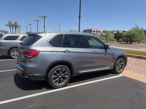 Used 2017 BMW X5 xDrive35i w/ Premium Package AWD/4WD image 5