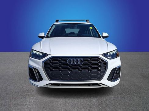 Used 2022 Audi Q5 2.0T Premium w/ Convenience Package image 2