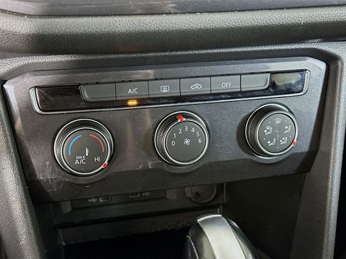 Used 2021 Volkswagen Tiguan S image 23