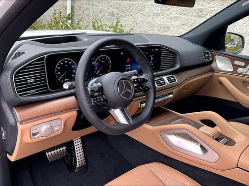 New 2026 Mercedes-Benz GLS 450 4MATIC image 6