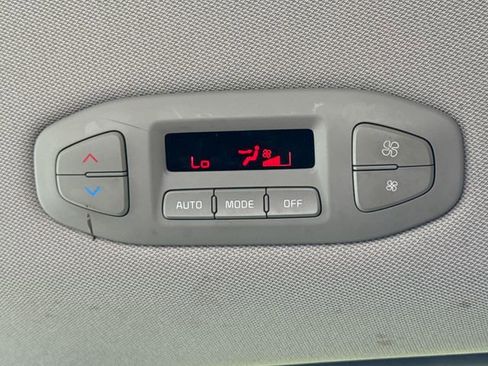 Used 2017 Kia Sedona SX Limited FWD image 23