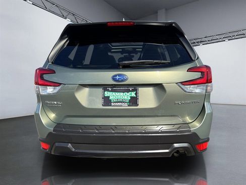 Used 2019 Subaru Forester Premium image 6