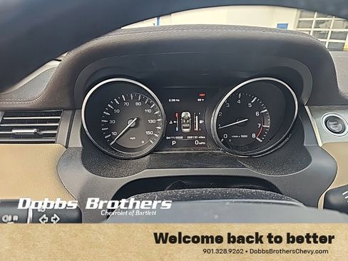 Used 2014 Land Rover Range Rover Evoque Pure image 18