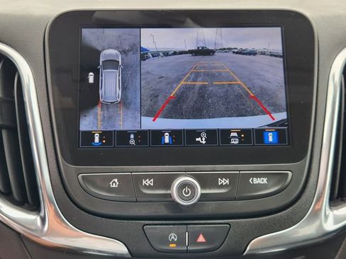 Used 2024 Chevrolet Equinox LT AWD/4WD image 17