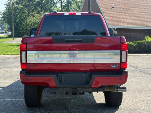 Used 2022 Ford F250 Platinum w/ Tremor Off-Road Package AWD/4WD image 5