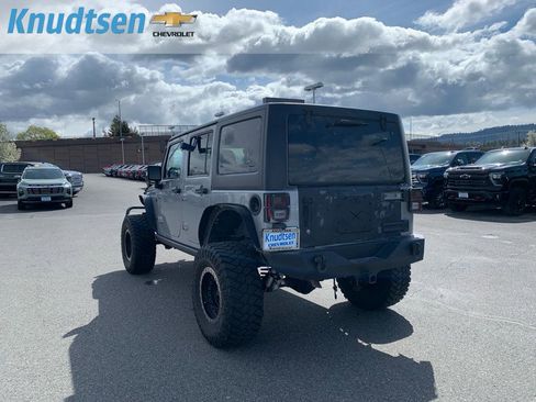 Used 2015 Jeep Wrangler Unlimited Sport w/ Power Convenience Group image 5