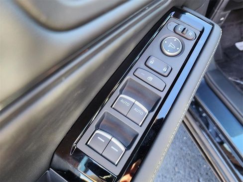 Used 2025 Honda Accord Touring image 32